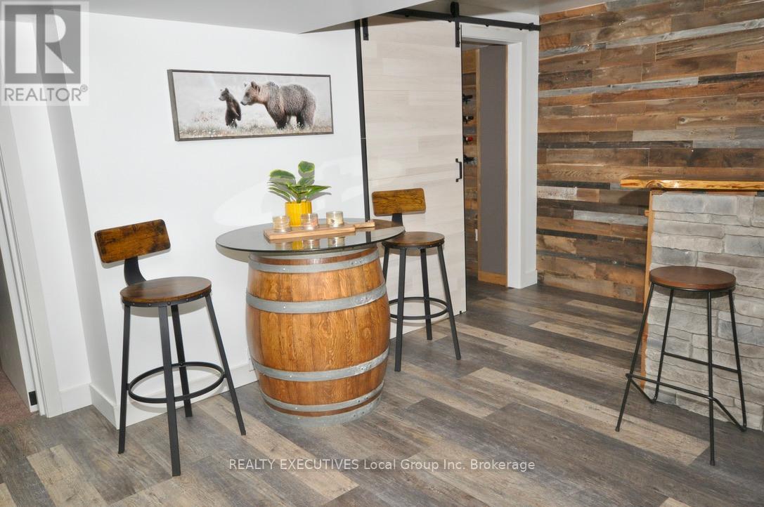 1 Springdale Drive, North Bay, Ontario  P1B 8G2 - Photo 25 - X12411541