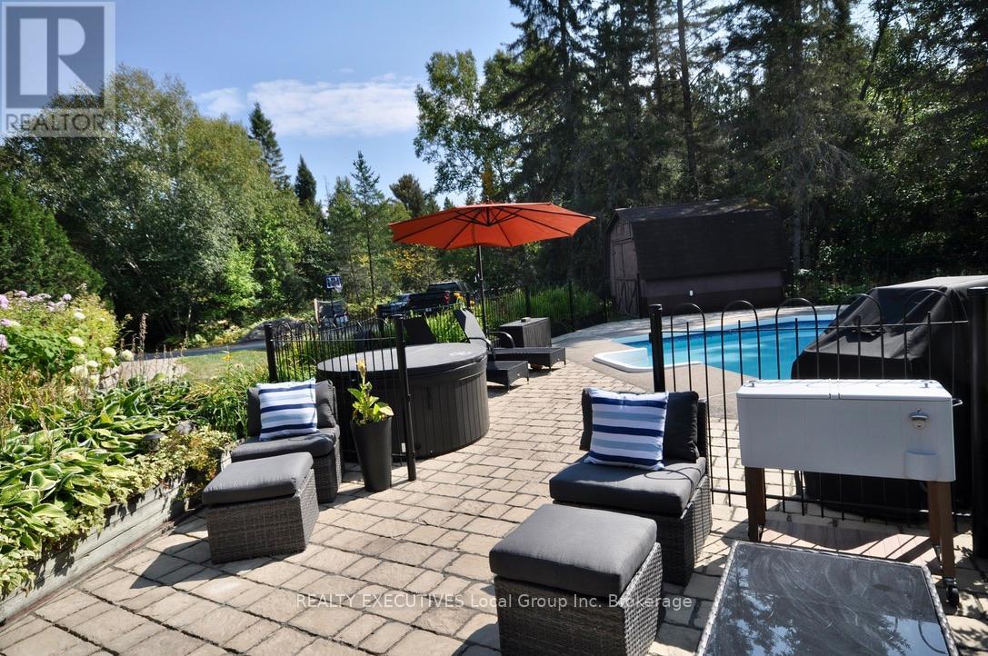 1 Springdale Drive, North Bay, Ontario  P1B 8G2 - Photo 38 - X12411541