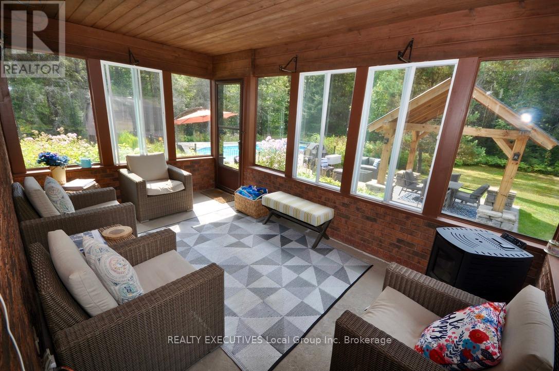 1 Springdale Drive, North Bay, Ontario  P1B 8G2 - Photo 5 - X12411541