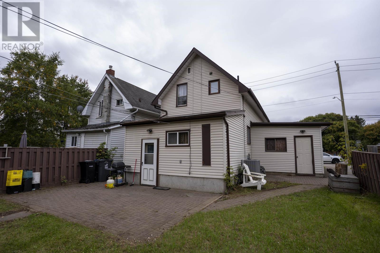620 Vickers St N, Thunder Bay, Ontario  P7C 4B7 - Photo 2 - TB253008