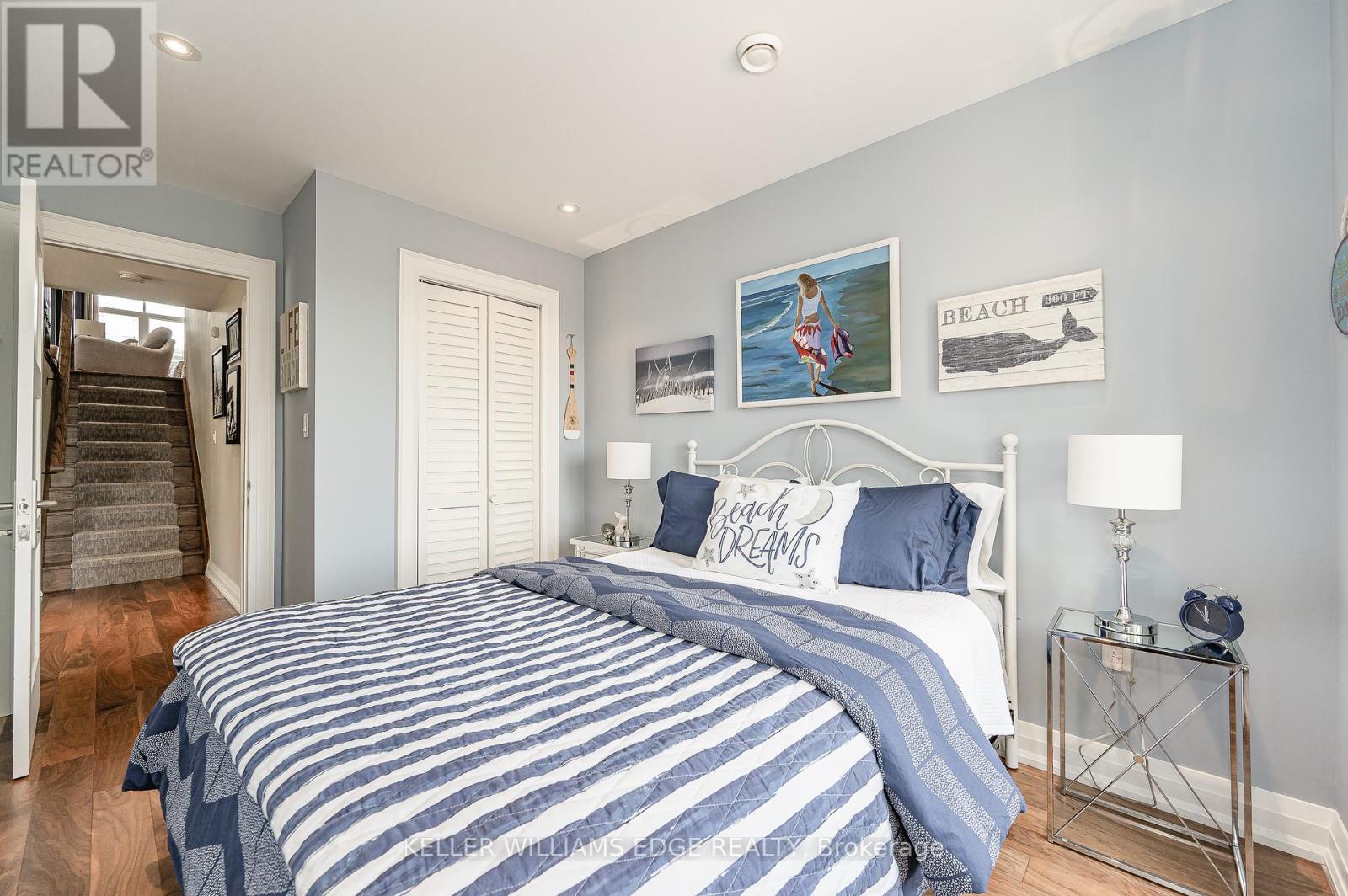 1081 Beach Boulevard, Hamilton (Hamilton Beach), Ontario  L8H 6Z9 - Photo 10 - X12442417