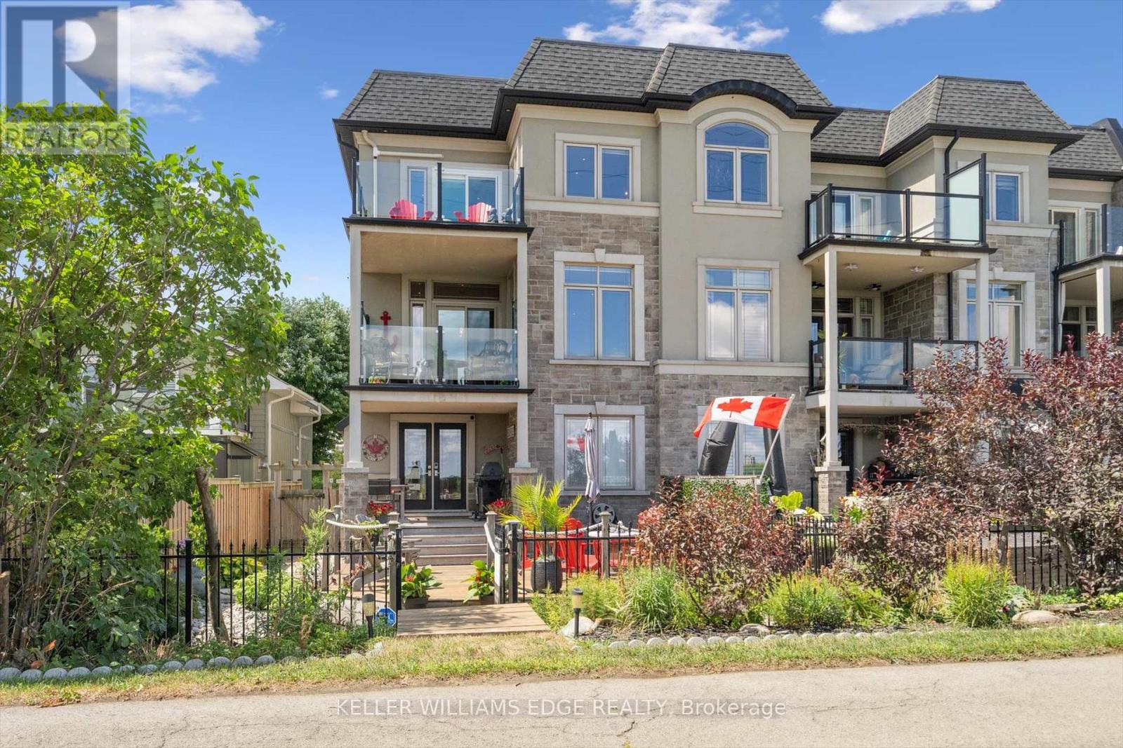 1081 Beach Boulevard, Hamilton (Hamilton Beach), Ontario  L8H 6Z9 - Photo 49 - X12442417