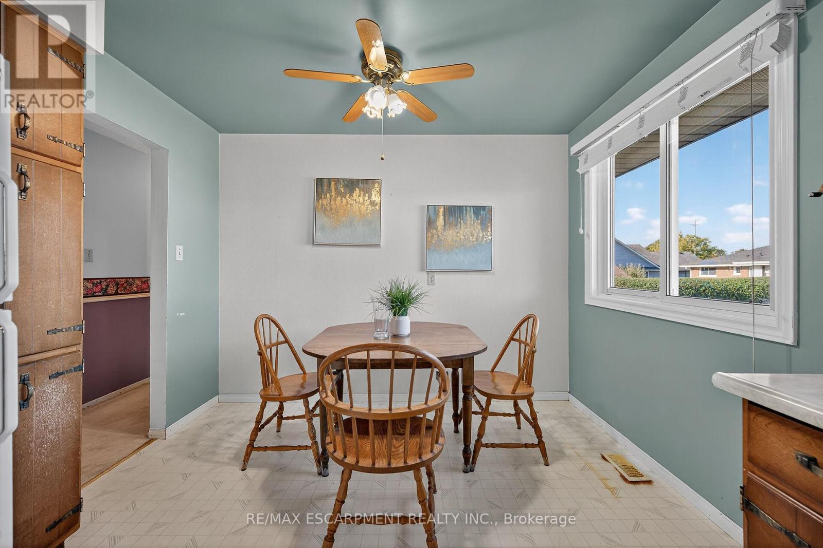 12 Athens Street, Haldimand, Ontario  N0A 1H0 - Photo 14 - X12442420