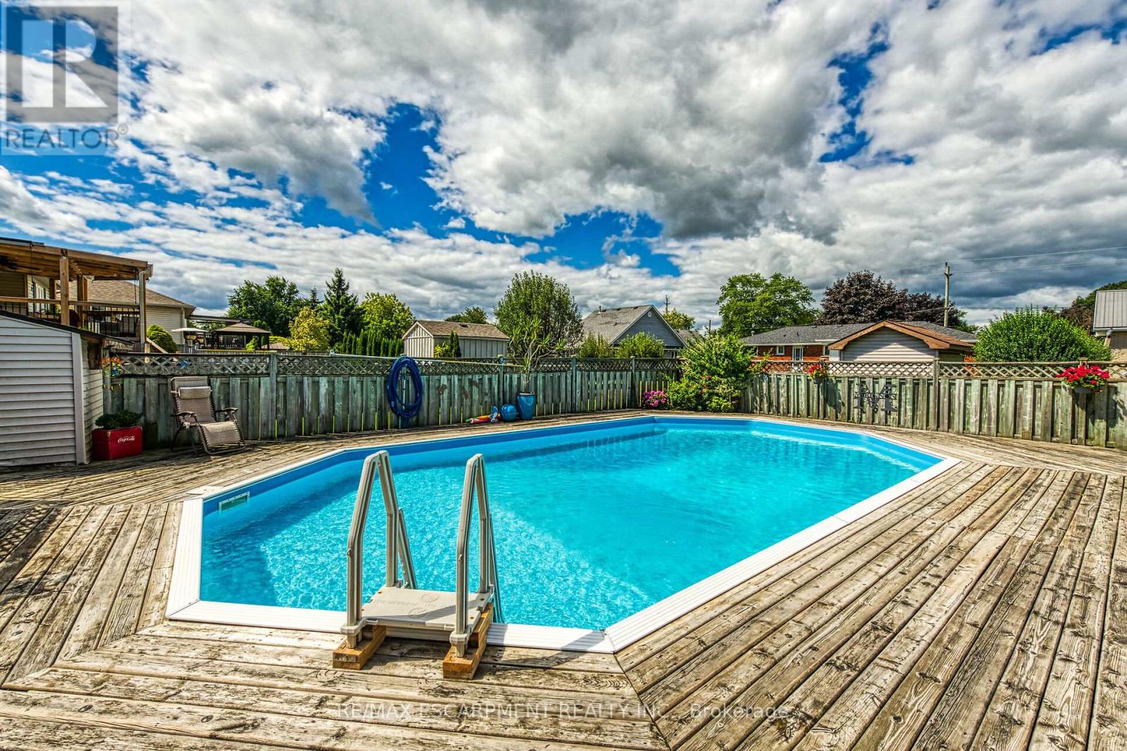 12 Athens Street, Haldimand, Ontario  N0A 1H0 - Photo 37 - X12442420