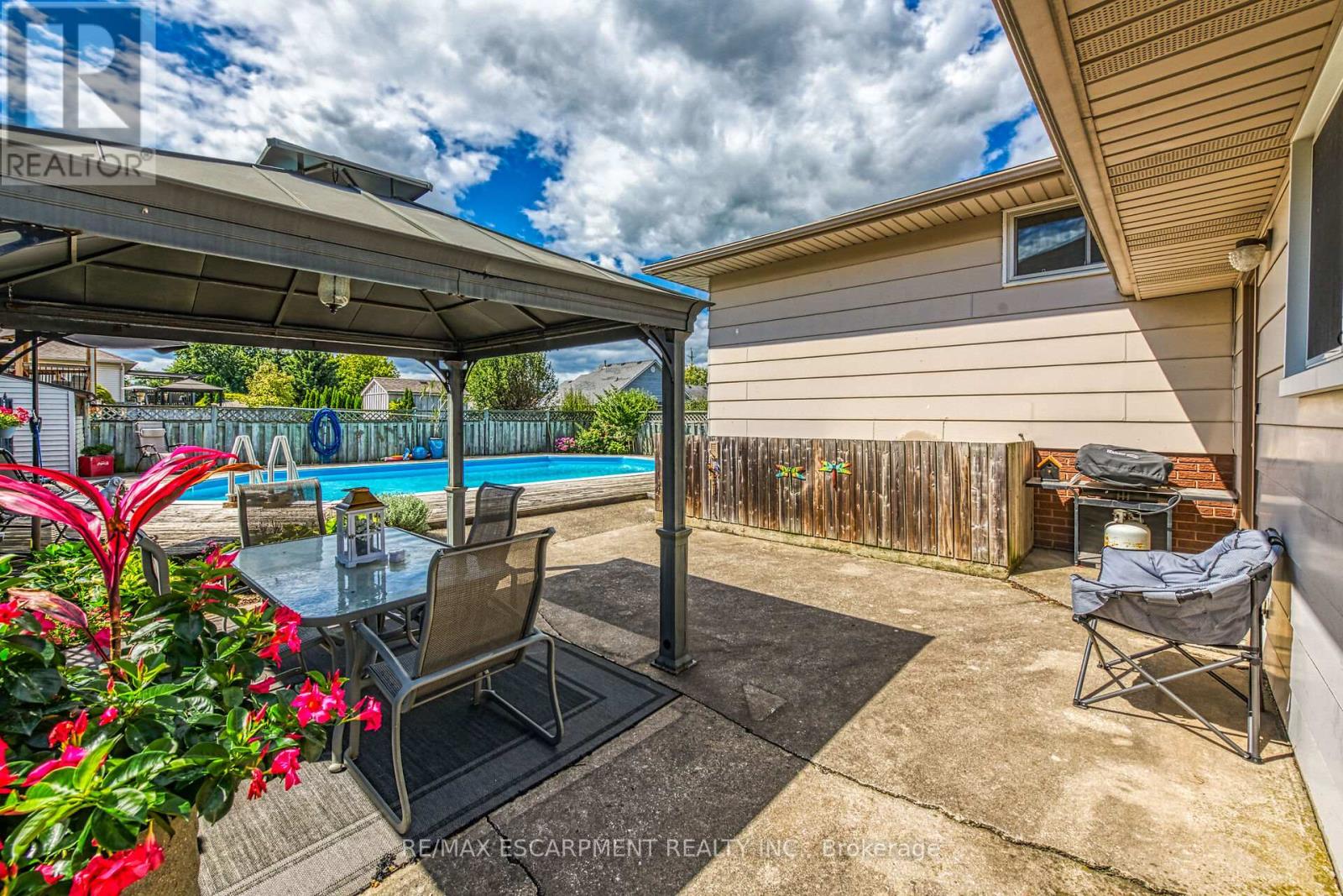 12 Athens Street, Haldimand, Ontario  N0A 1H0 - Photo 41 - X12442420