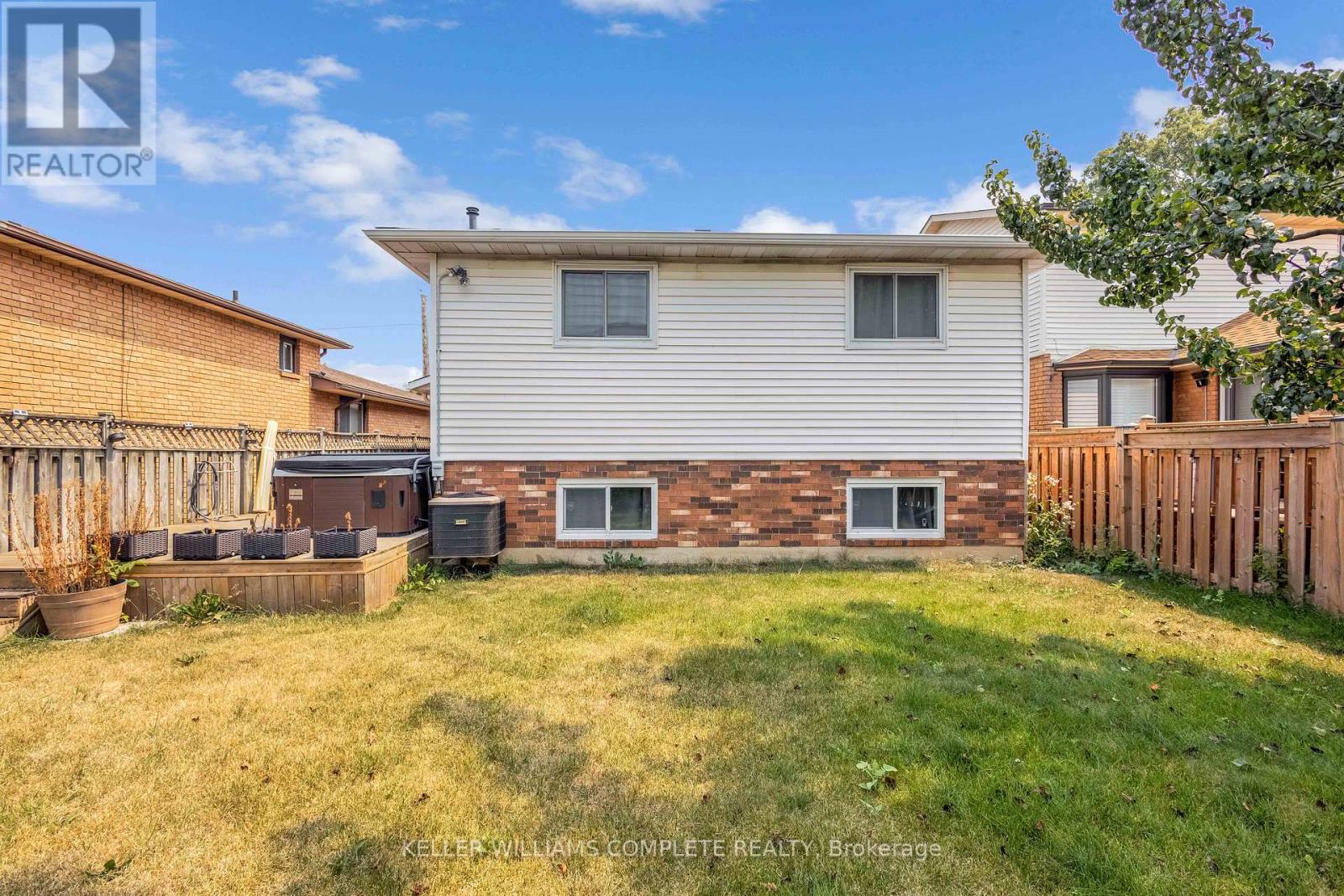 18 Rosewell Street, Hamilton (Randall), Ontario  L8W 2L1 - Photo 36 - X12442431