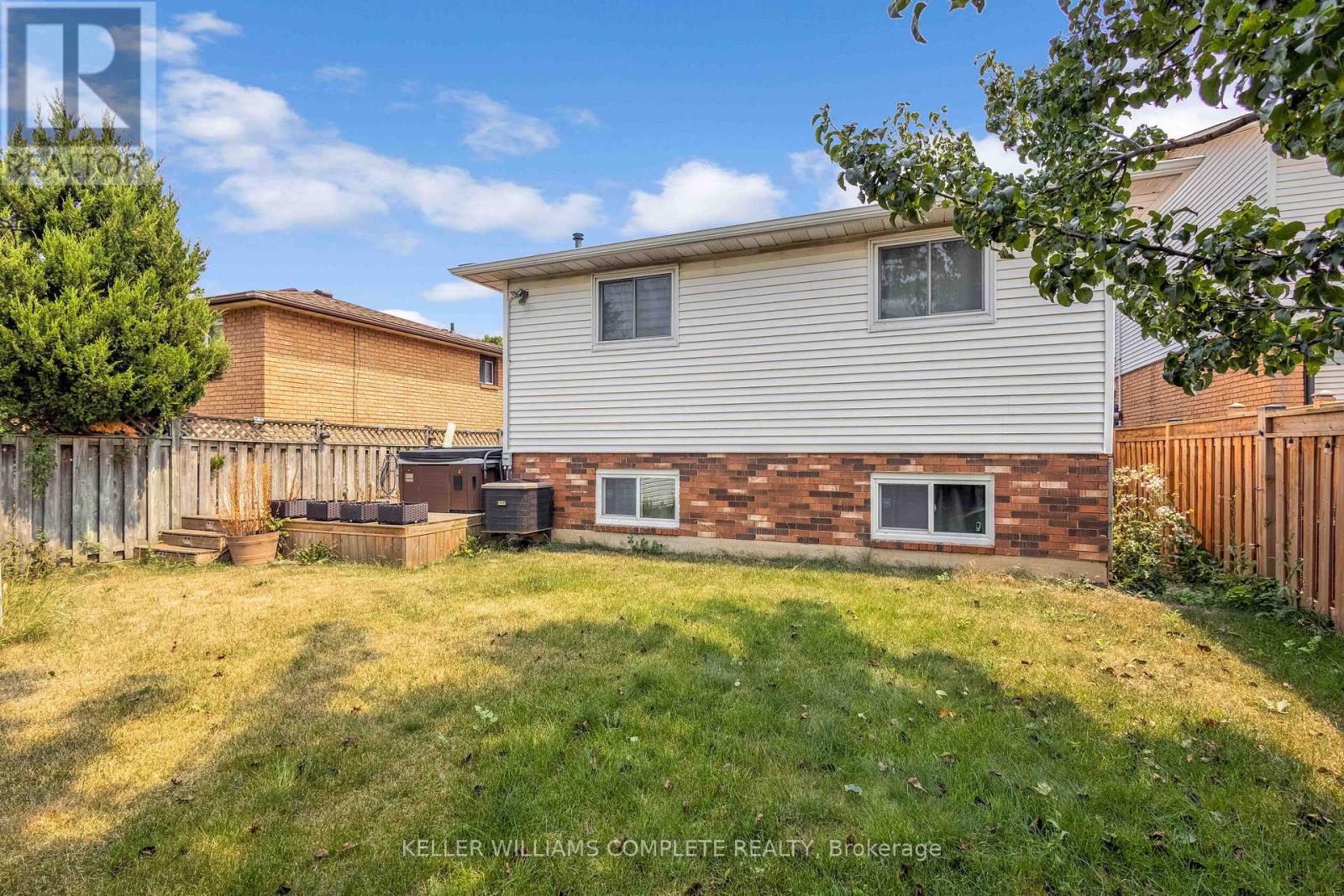 18 Rosewell Street, Hamilton (Randall), Ontario  L8W 2L1 - Photo 37 - X12442431