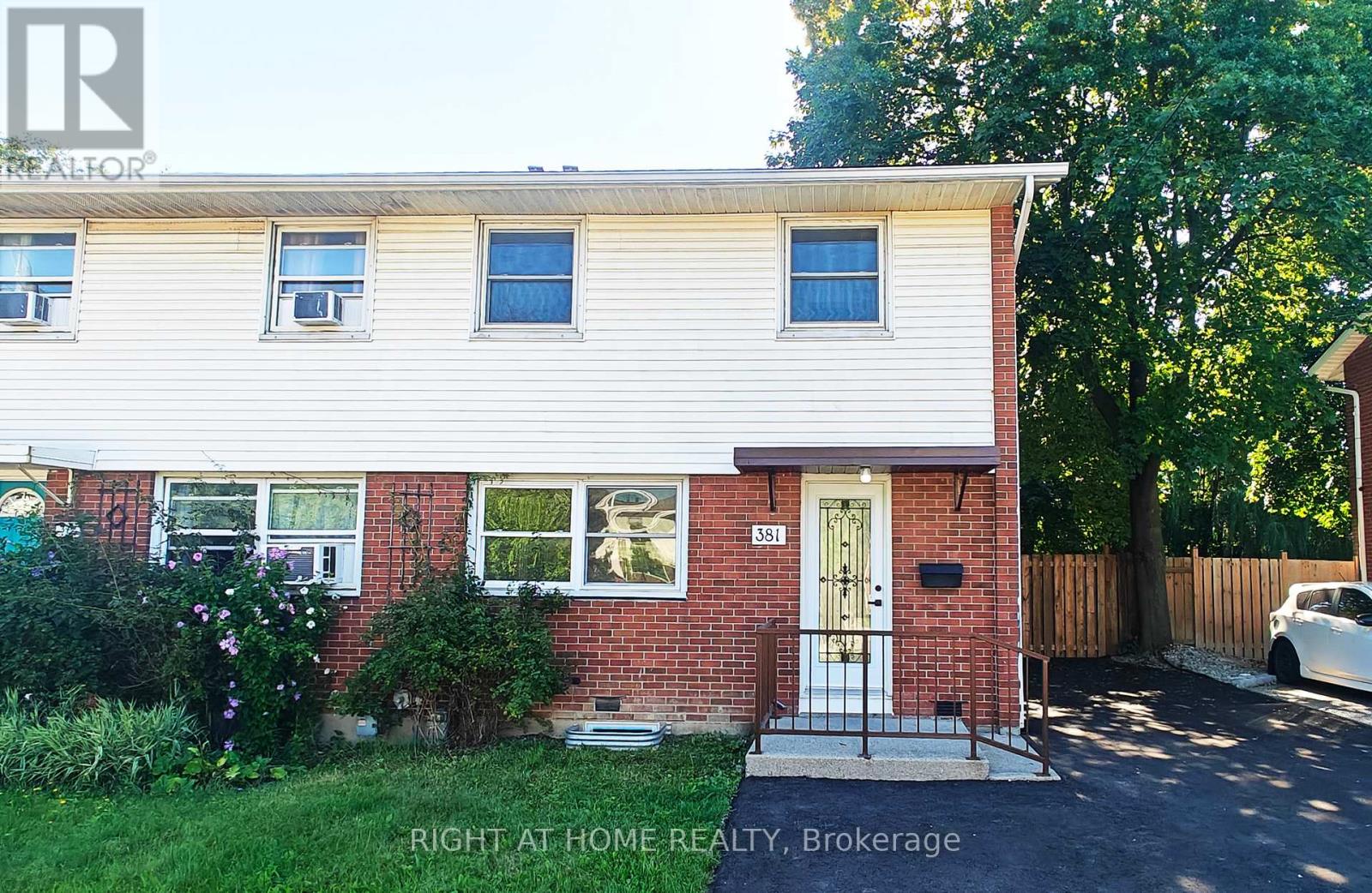 381 East 23rd Street, Hamilton (Burkholme), Ontario  L8V 2X5 - Photo 2 - X12442435