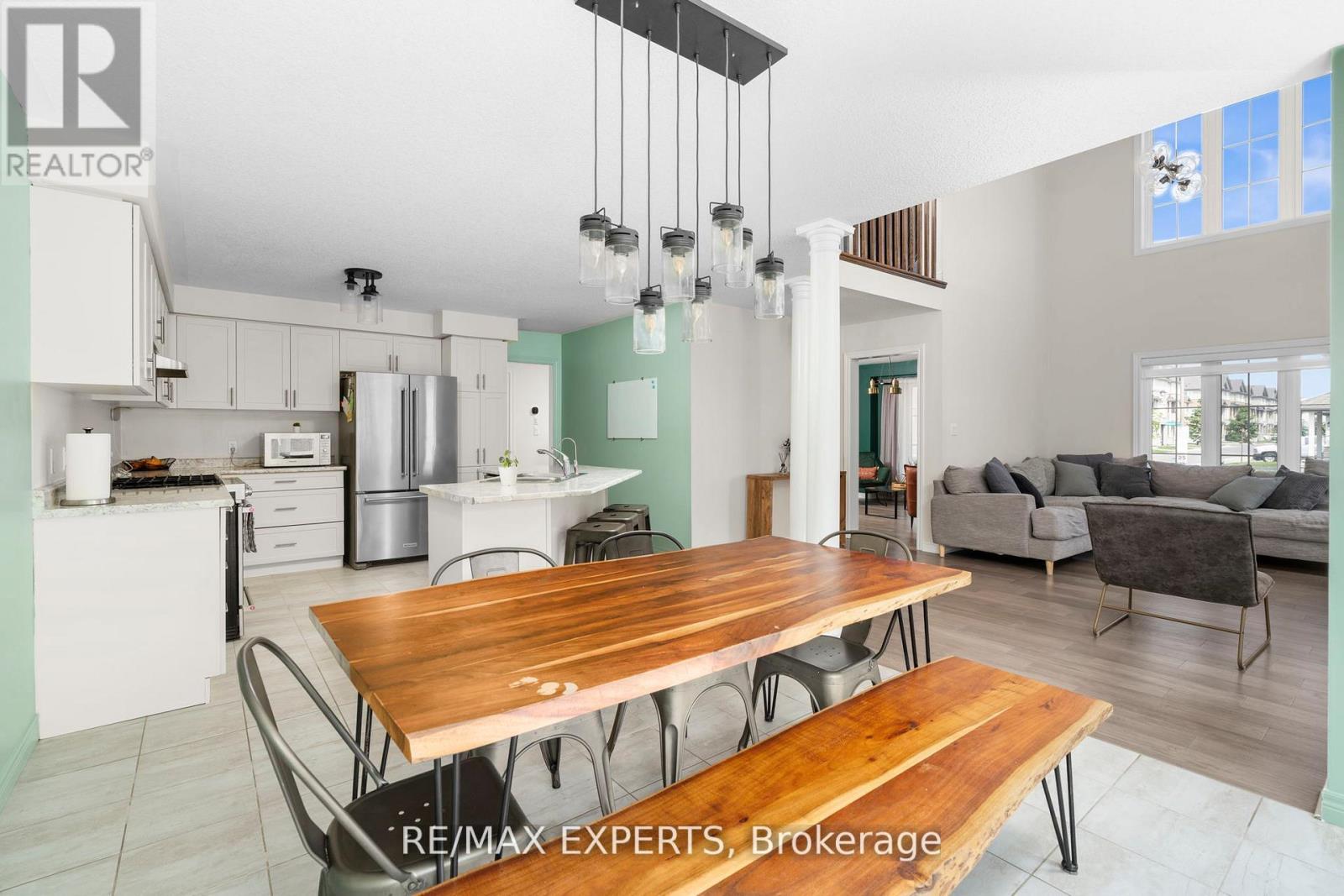 316 Dalgleish Trail, Hamilton, Ontario  L0R 1P0 - Photo 13 - X12442458