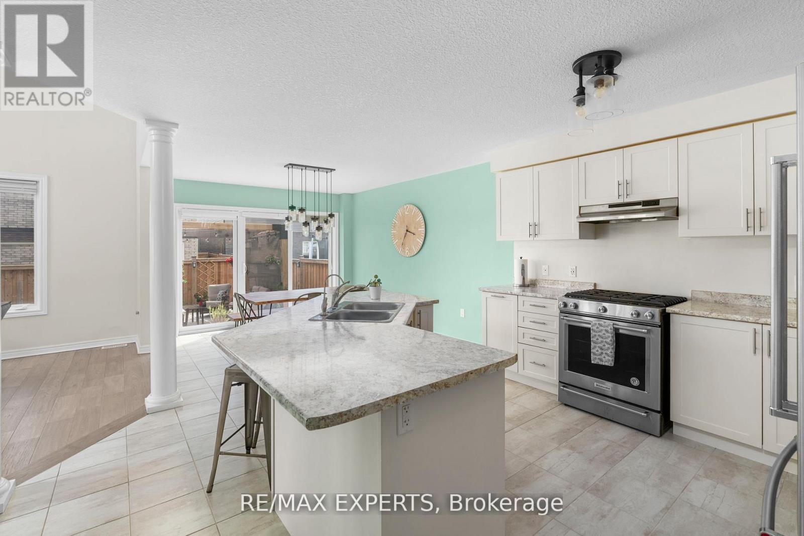 316 Dalgleish Trail, Hamilton, Ontario  L0R 1P0 - Photo 25 - X12442458