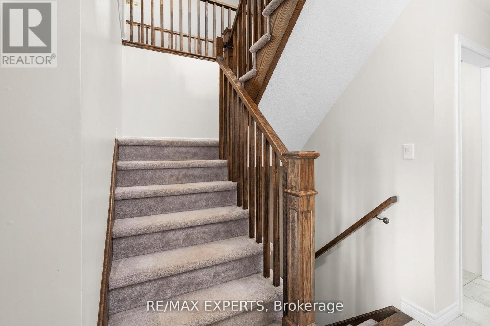 316 Dalgleish Trail, Hamilton, Ontario  L0R 1P0 - Photo 36 - X12442458