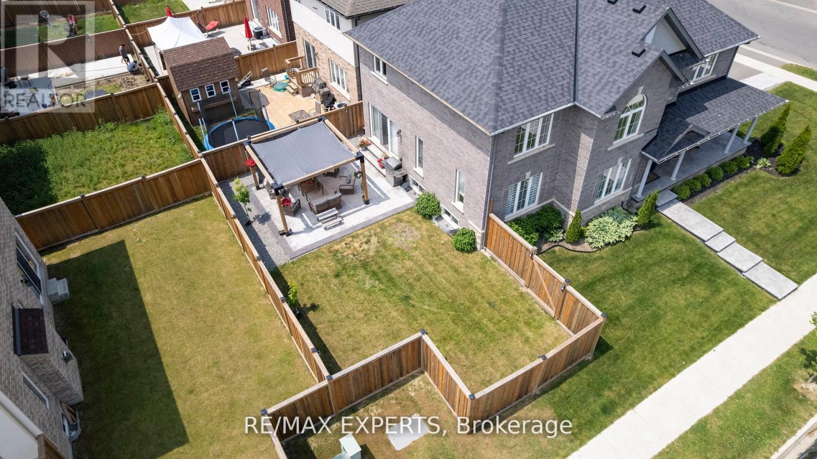 316 Dalgleish Trail, Hamilton, Ontario  L0R 1P0 - Photo 44 - X12442458