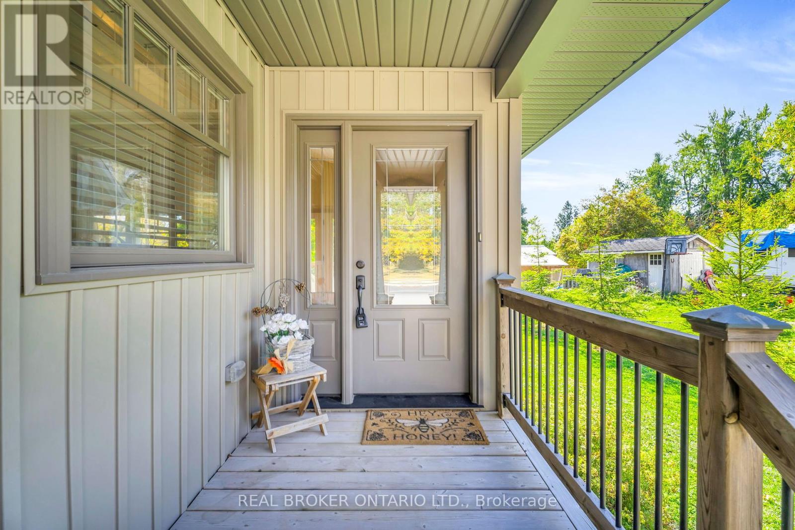30 Victoria Street W, Southgate, Ontario  N0C 1B0 - Photo 6 - X12442505