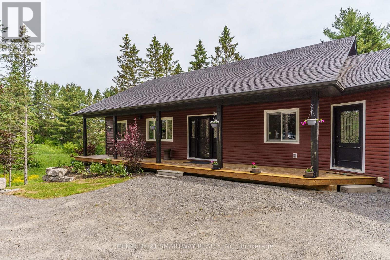 96 Main Street, Burk's Falls, Ontario  P0A 1C0 - Photo 4 - X12442514