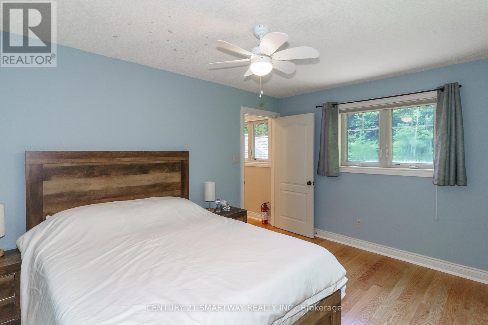1066 Tally-Ho Winter Park Road, Lake Of Bays (Sinclair), Ontario  P1H 2J6 - Photo 23 - X12442529