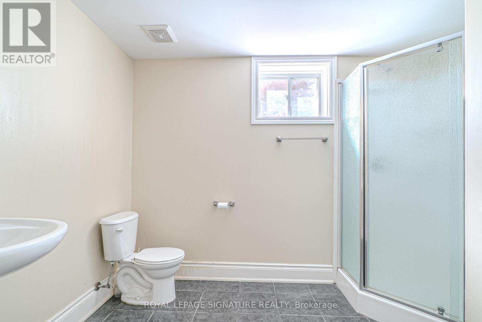 6502 Desanka Avenue, Niagara Falls (Forestview), Ontario  L2H 0B4 - Photo 26 - X12442532