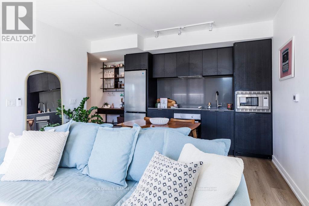 727 - 1 Jarvis Street, Hamilton, Ontario L8R 0A8 - Photo 17 - X12442533