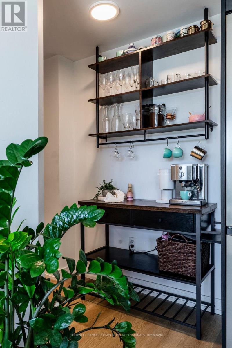 727 - 1 Jarvis Street, Hamilton, Ontario L8R 0A8 - Photo 19 - X12442533