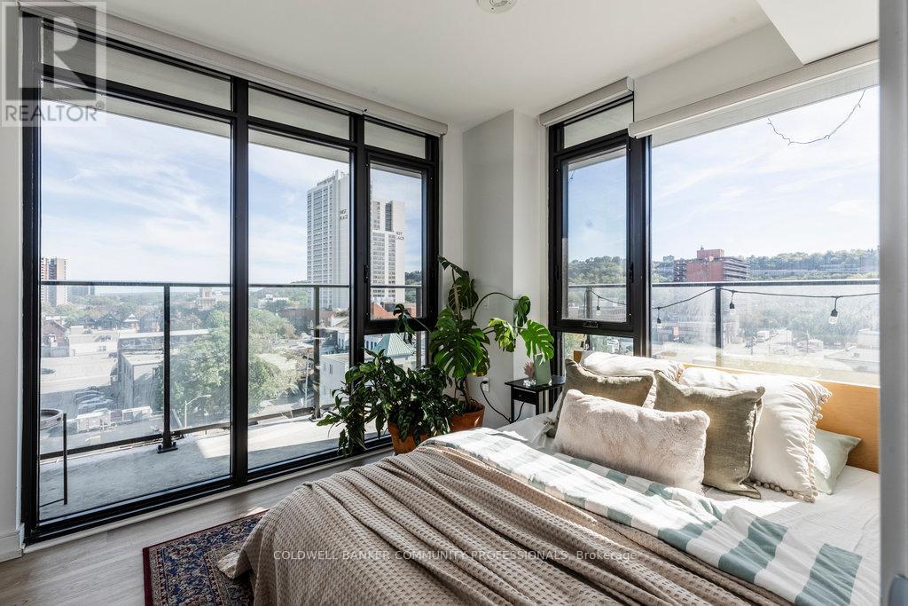 727 - 1 Jarvis Street, Hamilton, Ontario L8R 0A8 - Photo 22 - X12442533