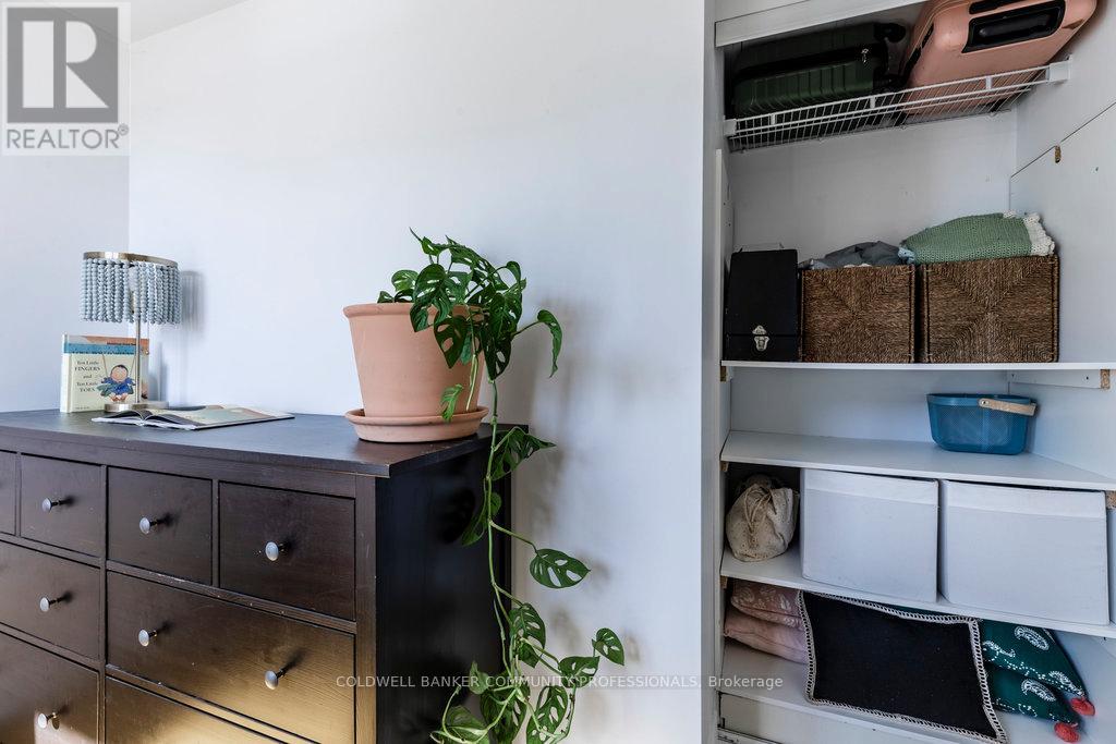 727 - 1 Jarvis Street, Hamilton, Ontario L8R 0A8 - Photo 33 - X12442533