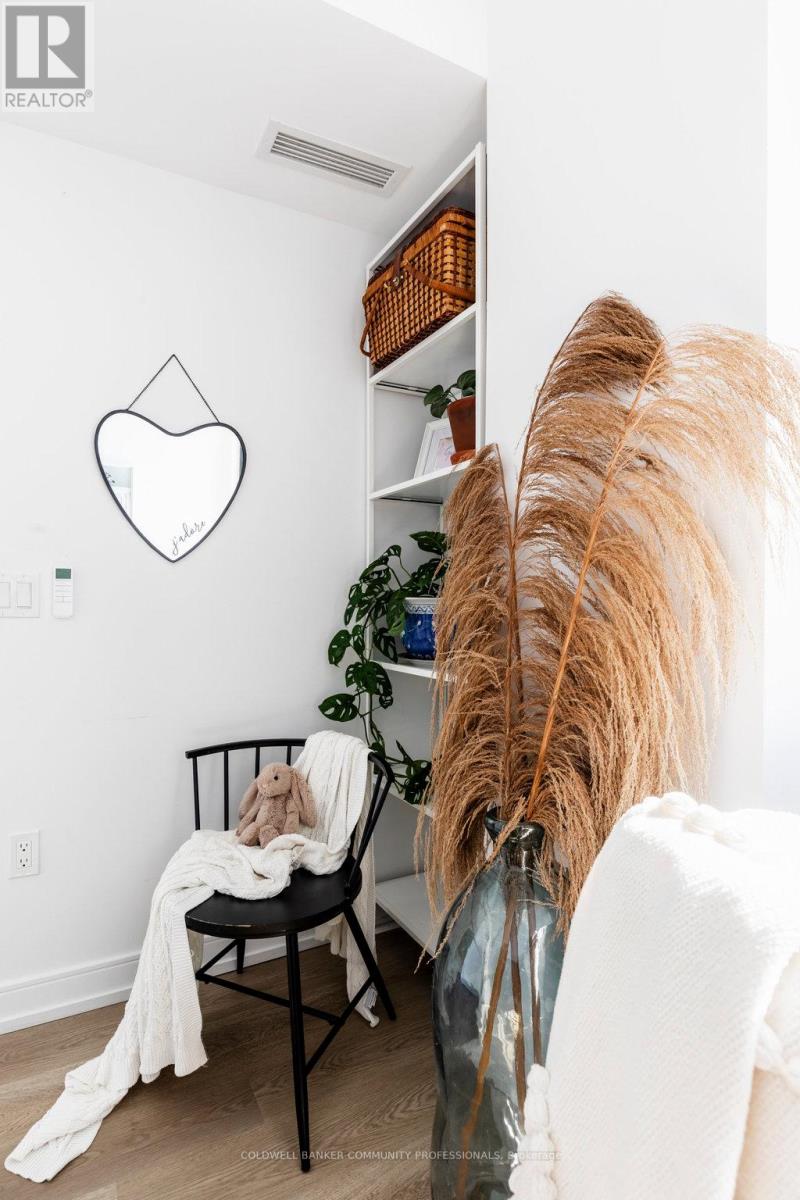 727 - 1 Jarvis Street, Hamilton, Ontario L8R 0A8 - Photo 36 - X12442533