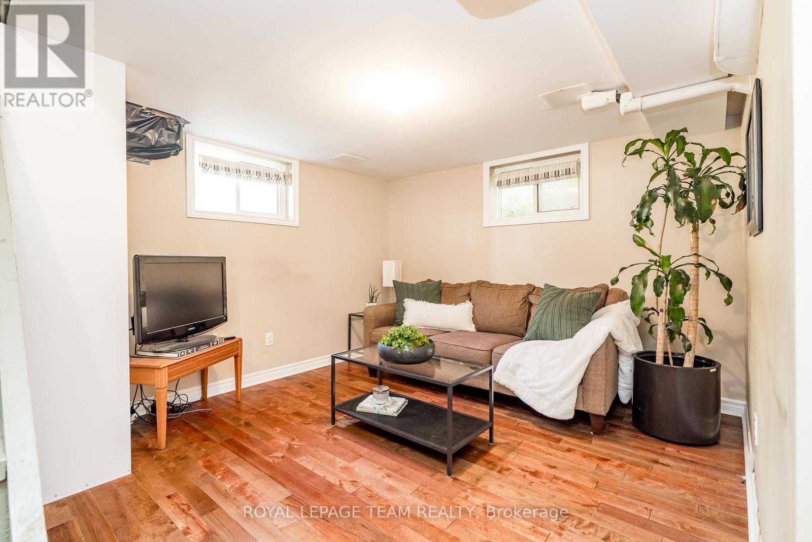 192 Durocher Street, Ottawa, Ontario  K1L 7S3 - Photo 18 - X12442655