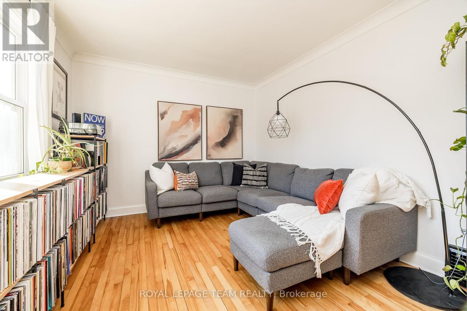 192 Durocher Street, Ottawa, Ontario  K1L 7S3 - Photo 6 - X12442655