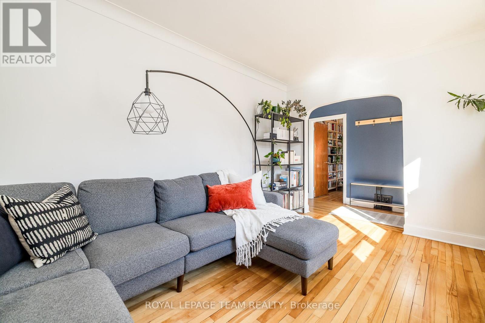 192 Durocher Street, Ottawa, Ontario  K1L 7S3 - Photo 7 - X12442655