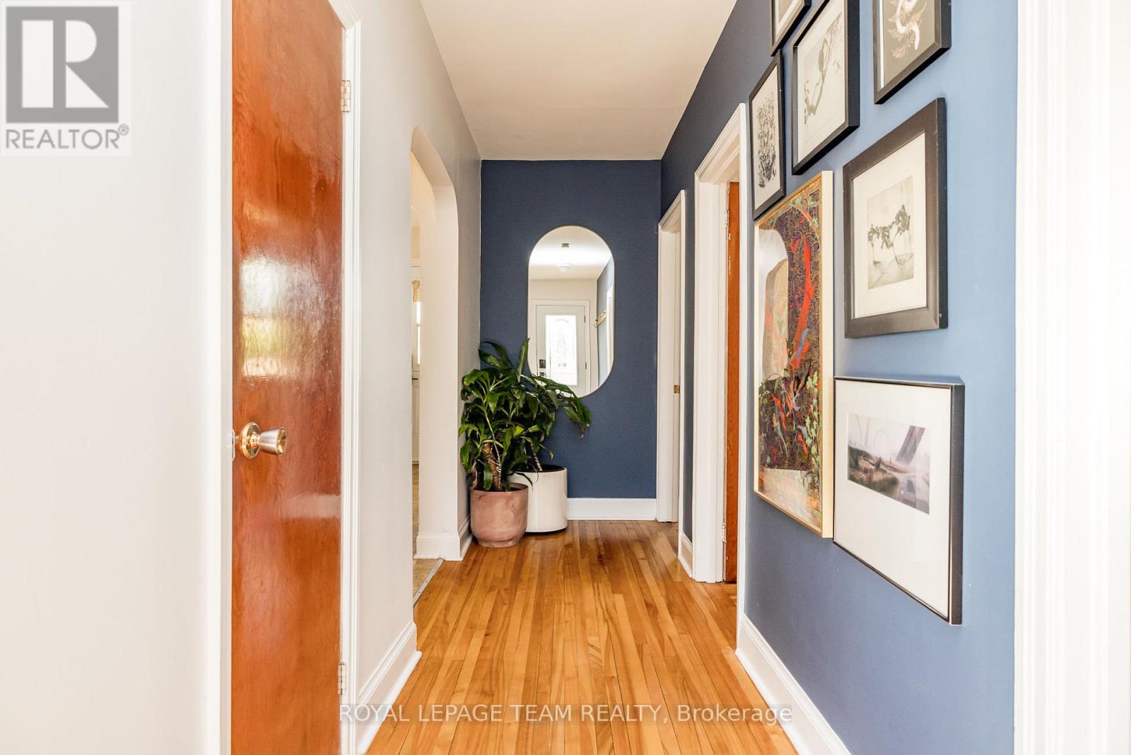 192 Durocher Street, Ottawa, Ontario  K1L 7S3 - Photo 8 - X12442655