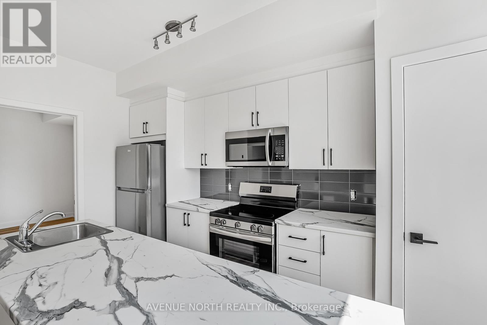01 - 391 Dieppe Street, Ottawa, Ontario  K1L 6V3 - Photo 6 - X12442689