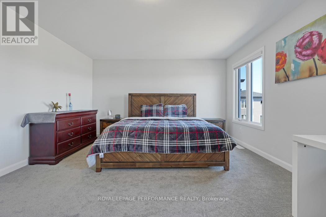 658 Chillon Street, Alfred And Plantagenet, Ontario  K0A 3K0 - Photo 18 - X12442711
