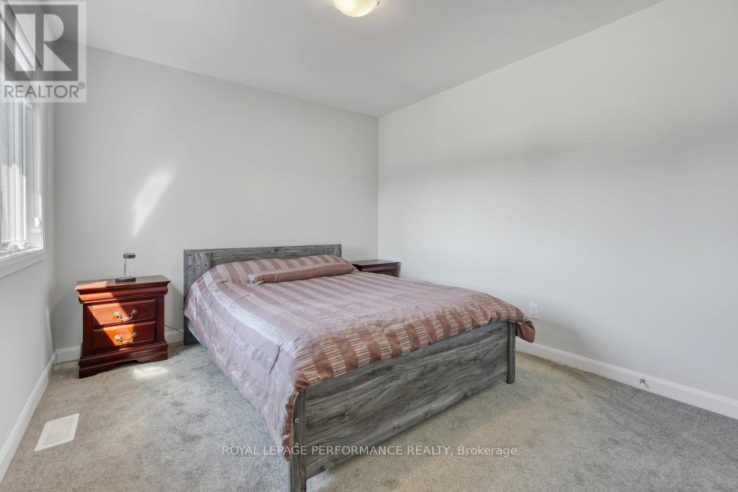 658 Chillon Street, Alfred And Plantagenet, Ontario  K0A 3K0 - Photo 25 - X12442711
