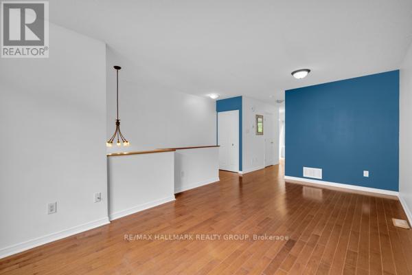 320 Gotham Private, Ottawa, Ontario  K2C 4G7 - Photo 10 - X12442739