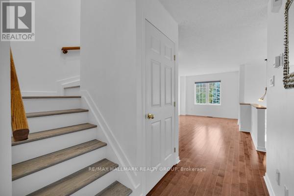 320 Gotham Private, Ottawa, Ontario  K2C 4G7 - Photo 12 - X12442739