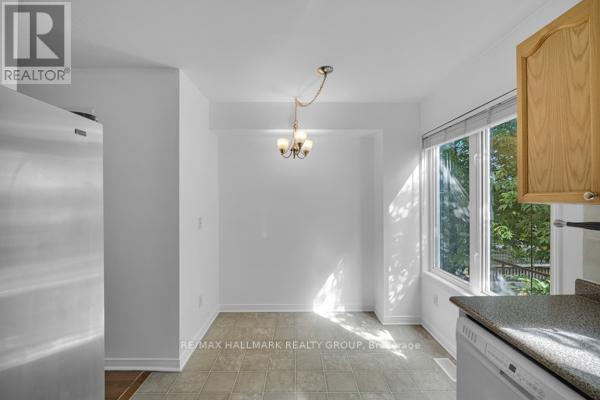 320 Gotham Private, Ottawa, Ontario  K2C 4G7 - Photo 15 - X12442739