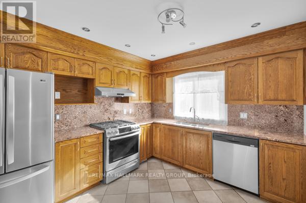 29 Montana Way, Ottawa, Ontario  K2J 4M5 - Photo 15 - X12442772