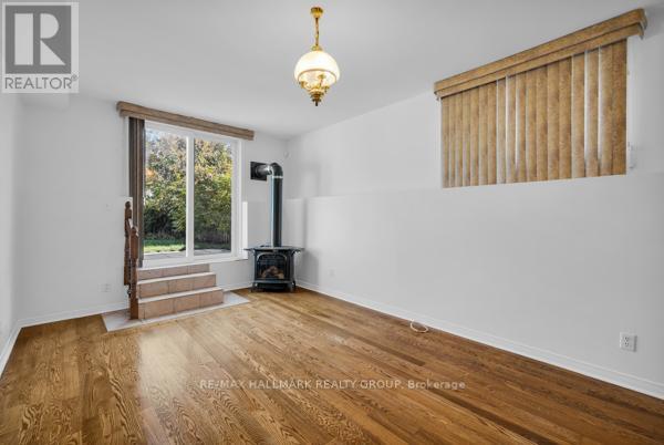 29 Montana Way, Ottawa, Ontario  K2J 4M5 - Photo 24 - X12442772