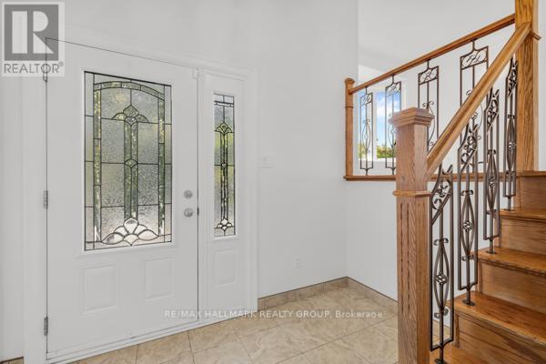 29 Montana Way, Ottawa, Ontario  K2J 4M5 - Photo 4 - X12442772