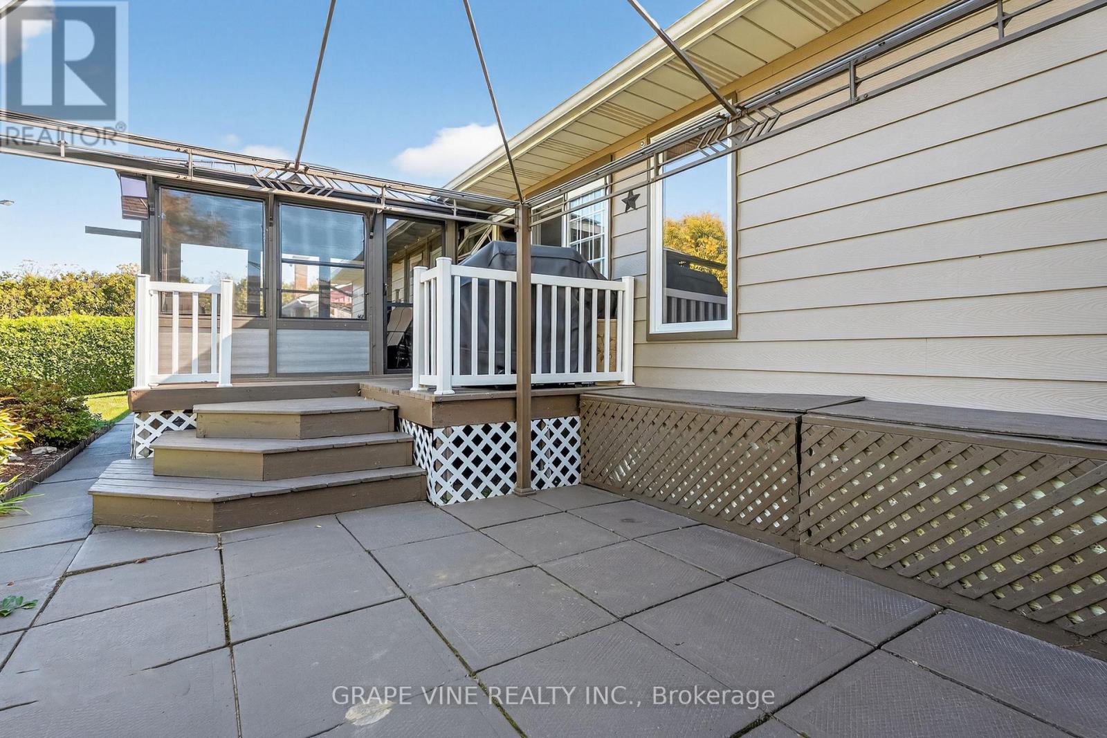 5041 Thunder Road, Ottawa, Ontario  K0A 1K0 - Photo 10 - X12442778