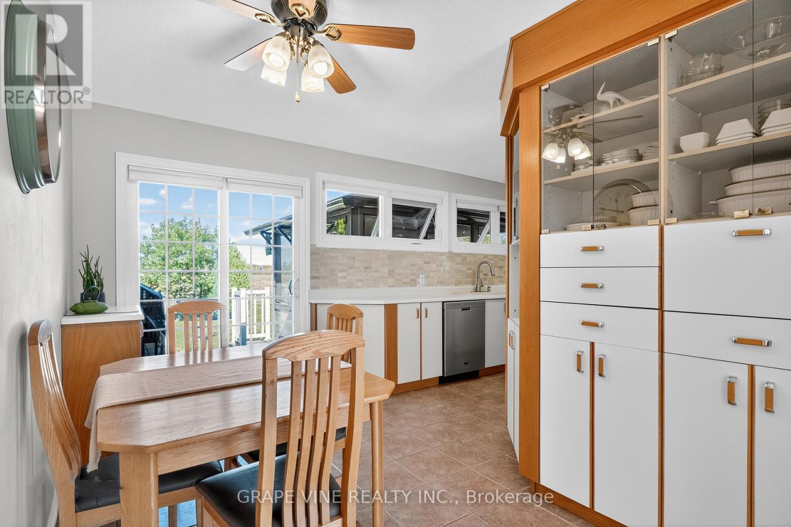 5041 Thunder Road, Ottawa, Ontario  K0A 1K0 - Photo 16 - X12442778