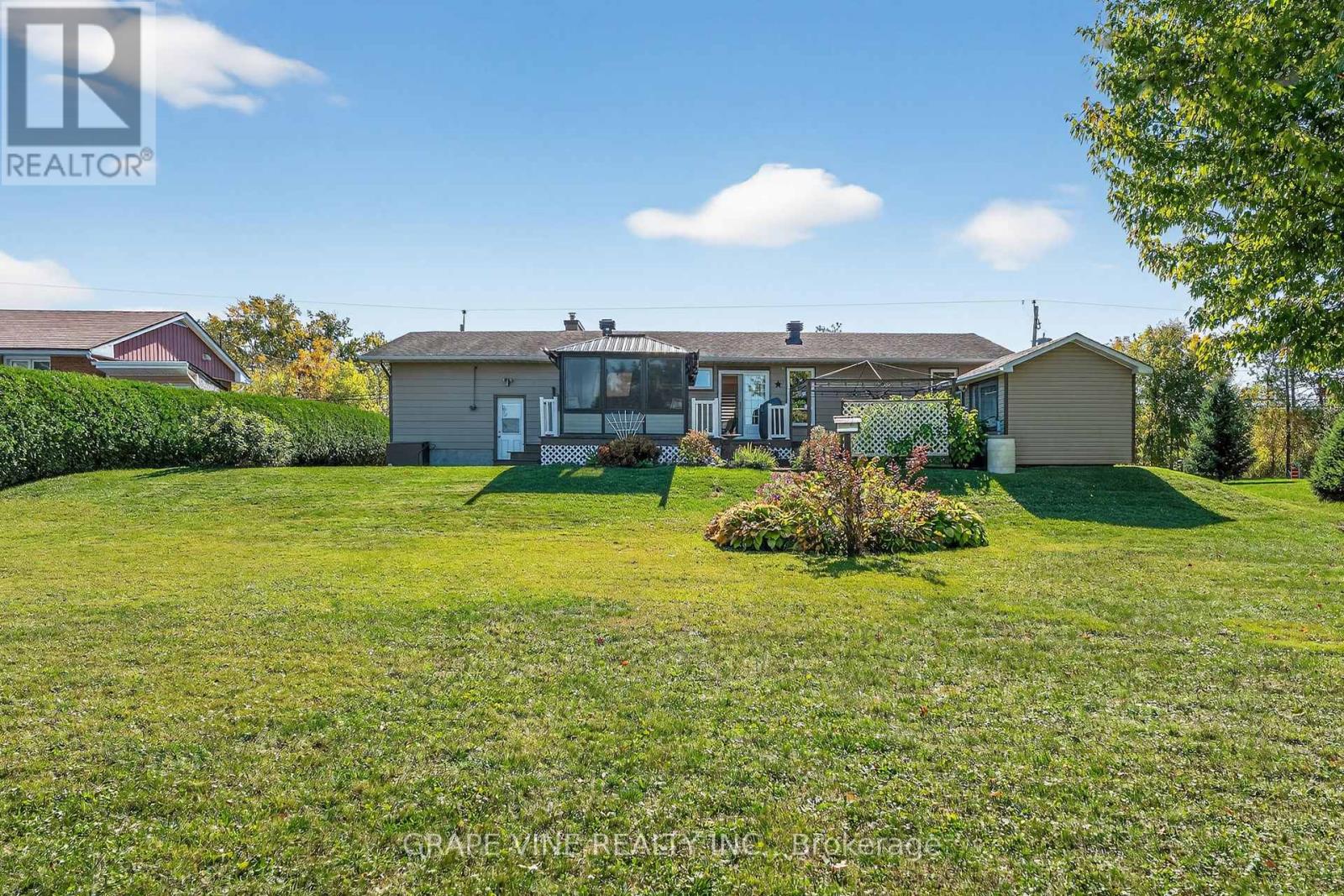 5041 Thunder Road, Ottawa, Ontario  K0A 1K0 - Photo 5 - X12442778