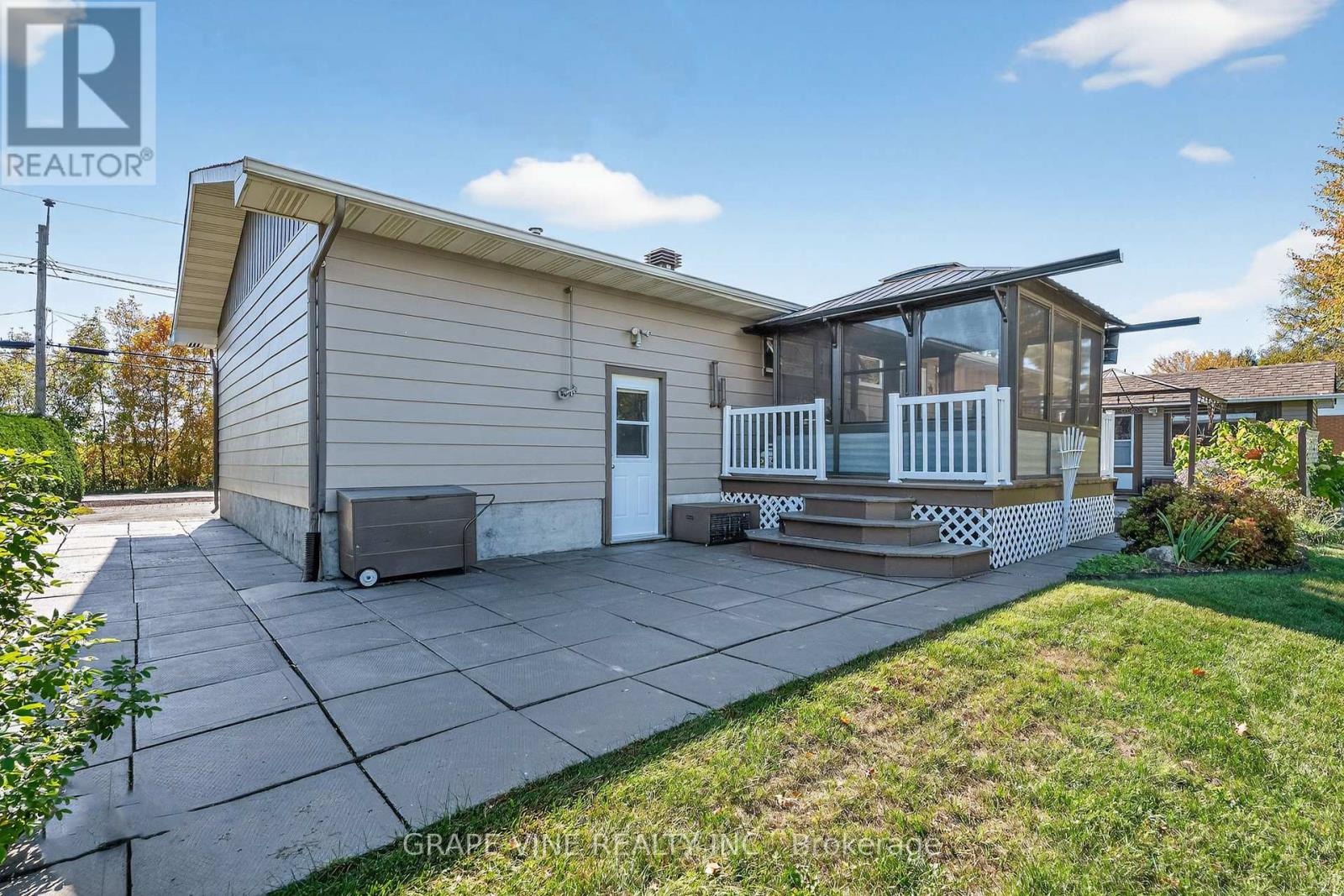 5041 Thunder Road, Ottawa, Ontario  K0A 1K0 - Photo 8 - X12442778
