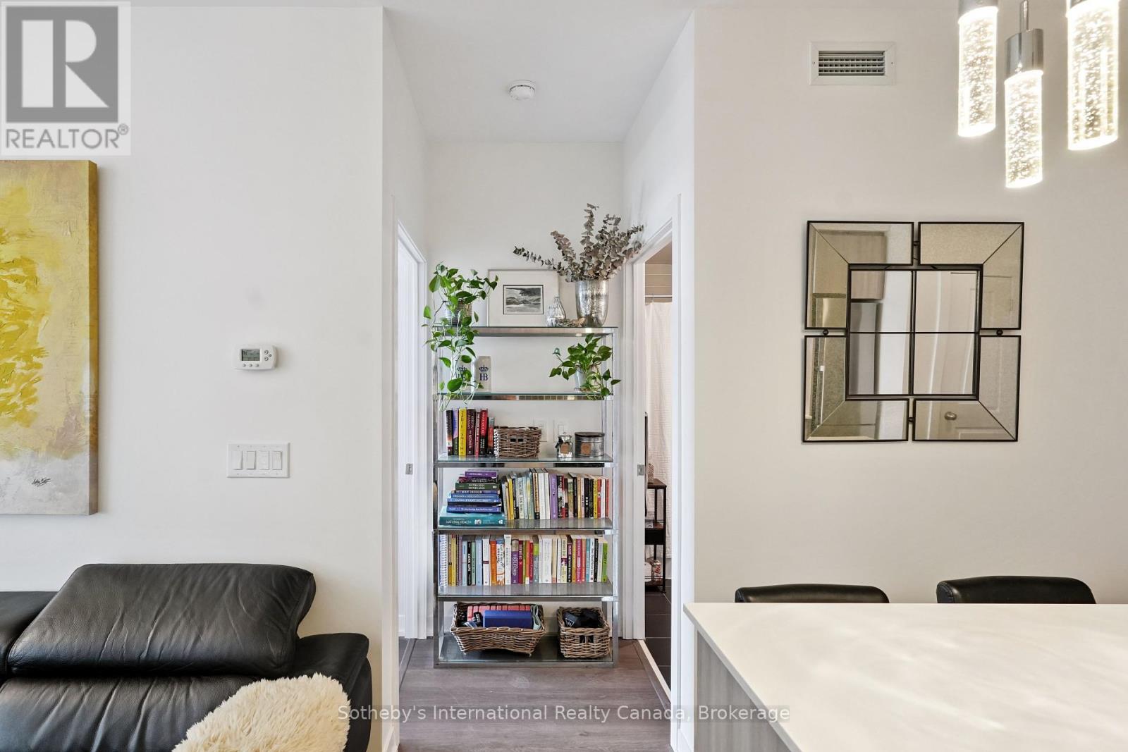 903 - 105 George Street, Toronto, Ontario  M5A 0L4 - Photo 11 - C12442677