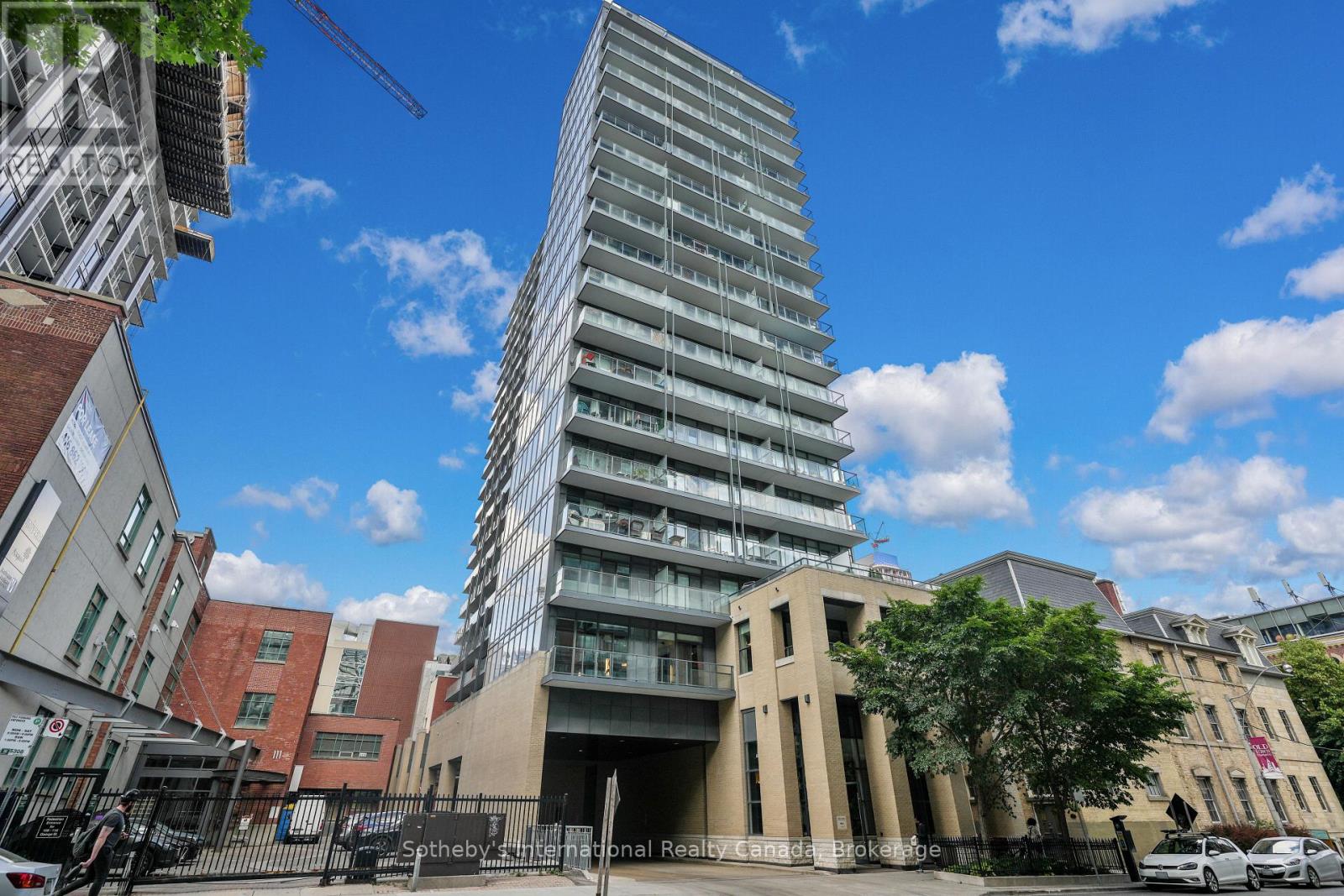 903 - 105 George Street, Toronto, Ontario  M5A 0L4 - Photo 3 - C12442677