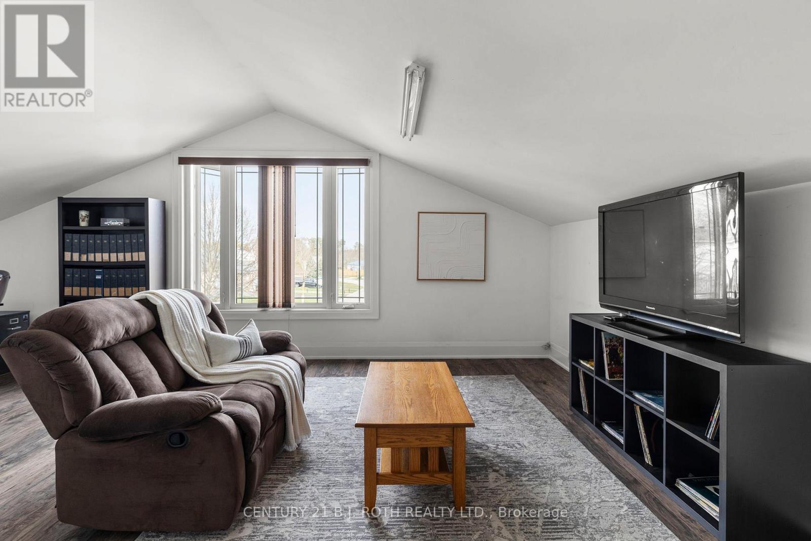 41 Osborn Street, Essa (Angus), Ontario  L0M 1B0 - Photo 26 - N12442549