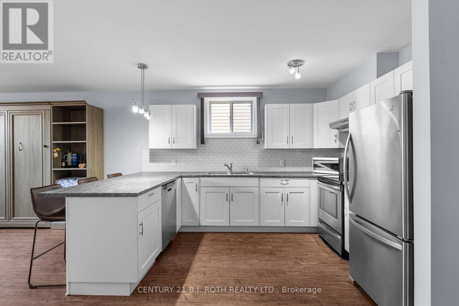 41 Osborn Street, Essa (Angus), Ontario  L0M 1B0 - Photo 35 - N12442549