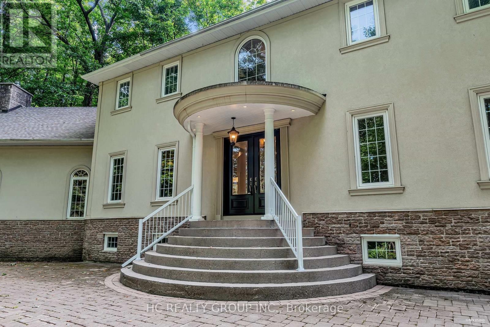 59 Elderberry Trail, Aurora (Aurora Estates), Ontario  L4G 6X1 - Photo 6 - N12442552