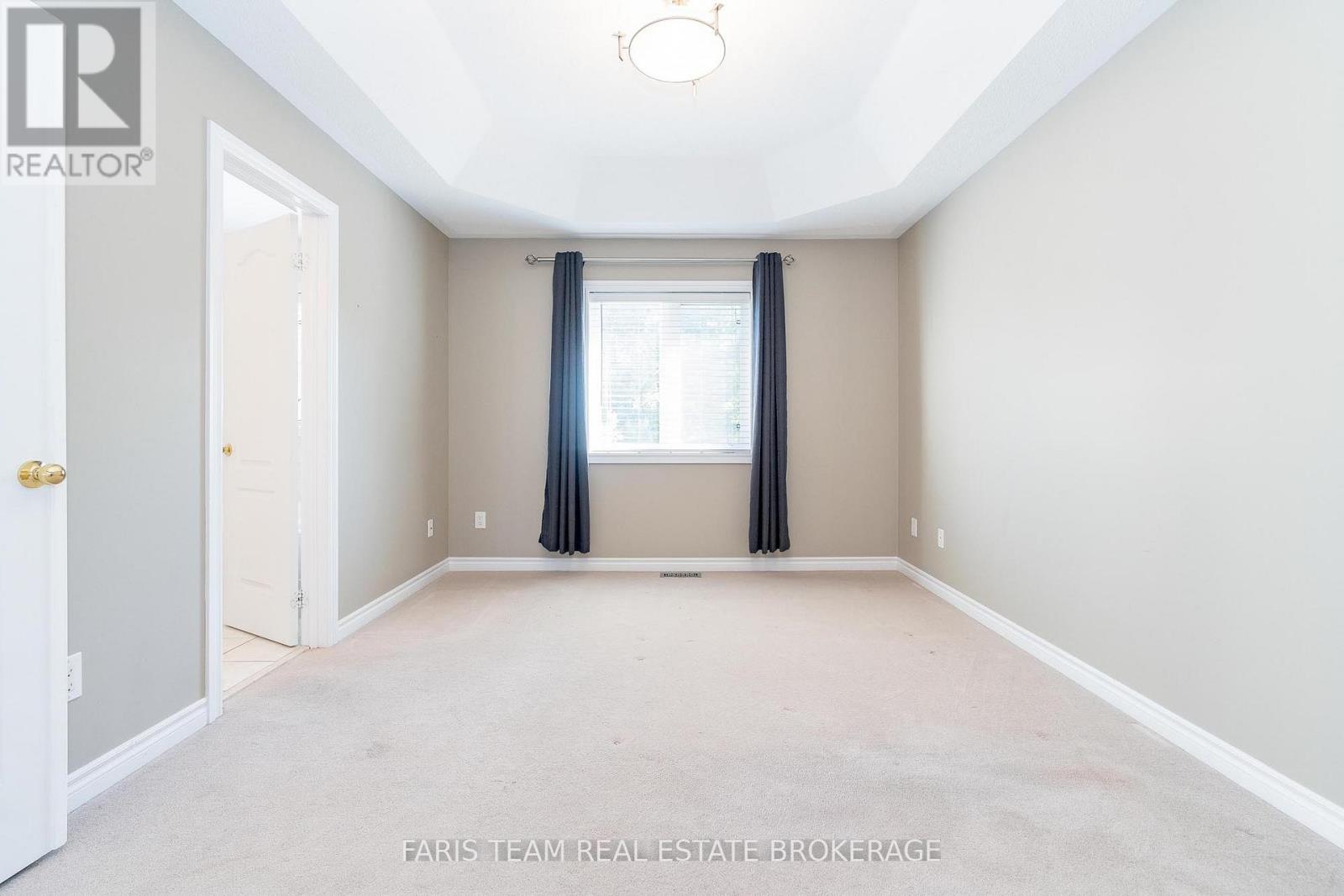 103 Collier Crescent, Essa (Angus), Ontario  L3W 0M8 - Photo 19 - N12442553
