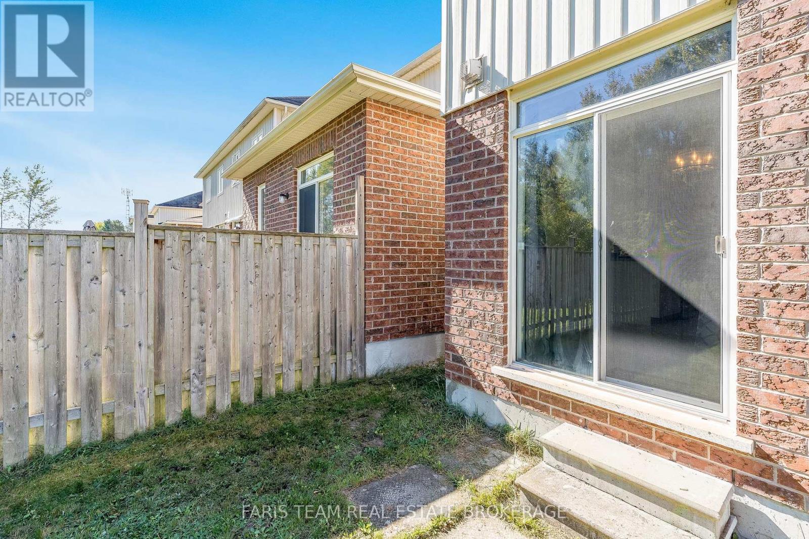 103 Collier Crescent, Essa (Angus), Ontario  L3W 0M8 - Photo 30 - N12442553