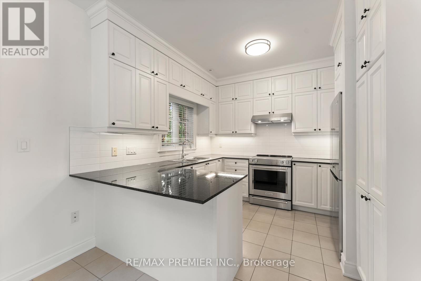 34 George Bogg Road, Vaughan (East Woodbridge), Ontario  L4L 0A3 - Photo 18 - N12442587